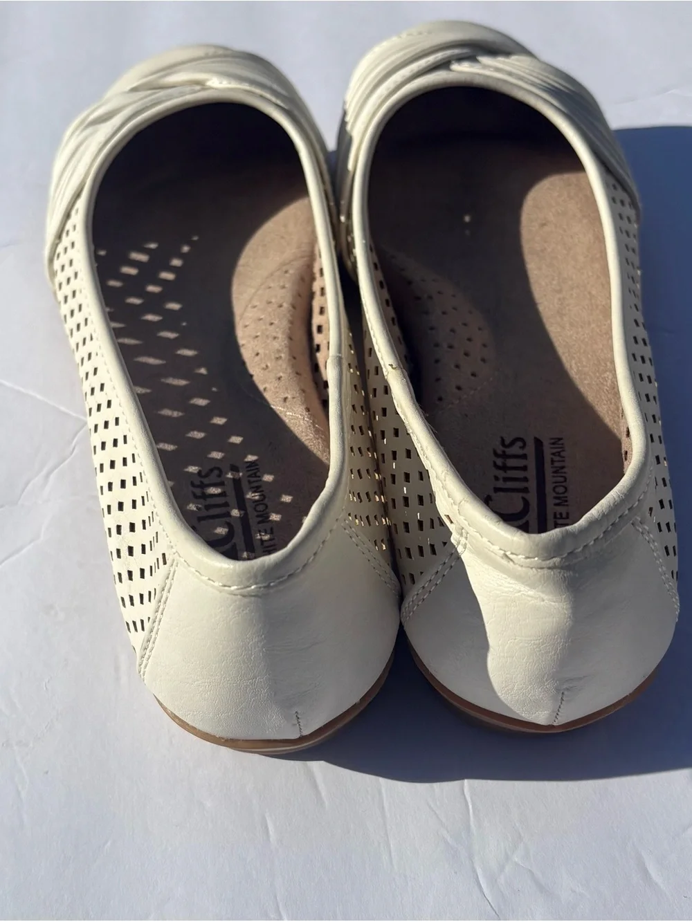 Cliffs by WHITE MOUNTAIN Cream Twisted-Detail Perforated Ballet Flats